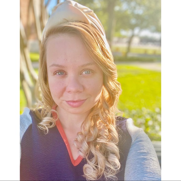 Meet your Posher, Kelly - Picture 10 of 10